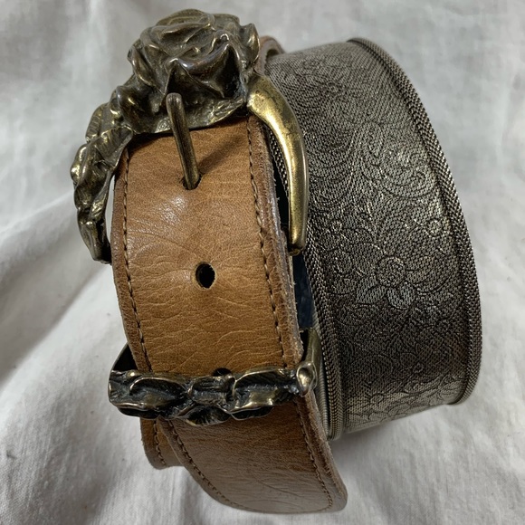 Awesome vintage  silver metallic mesh with brass tone belt x small - Picture 7 of 14